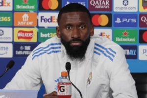 快讯配图